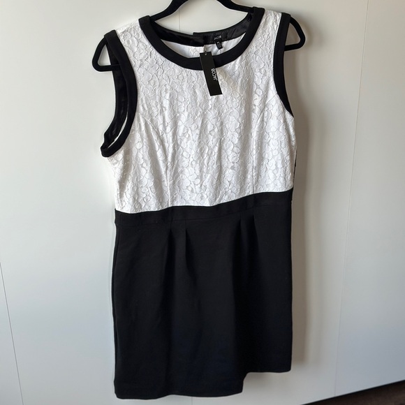 Jacob Black and White Sleeveless Embellished Midi Dress - Picture 2 of 3